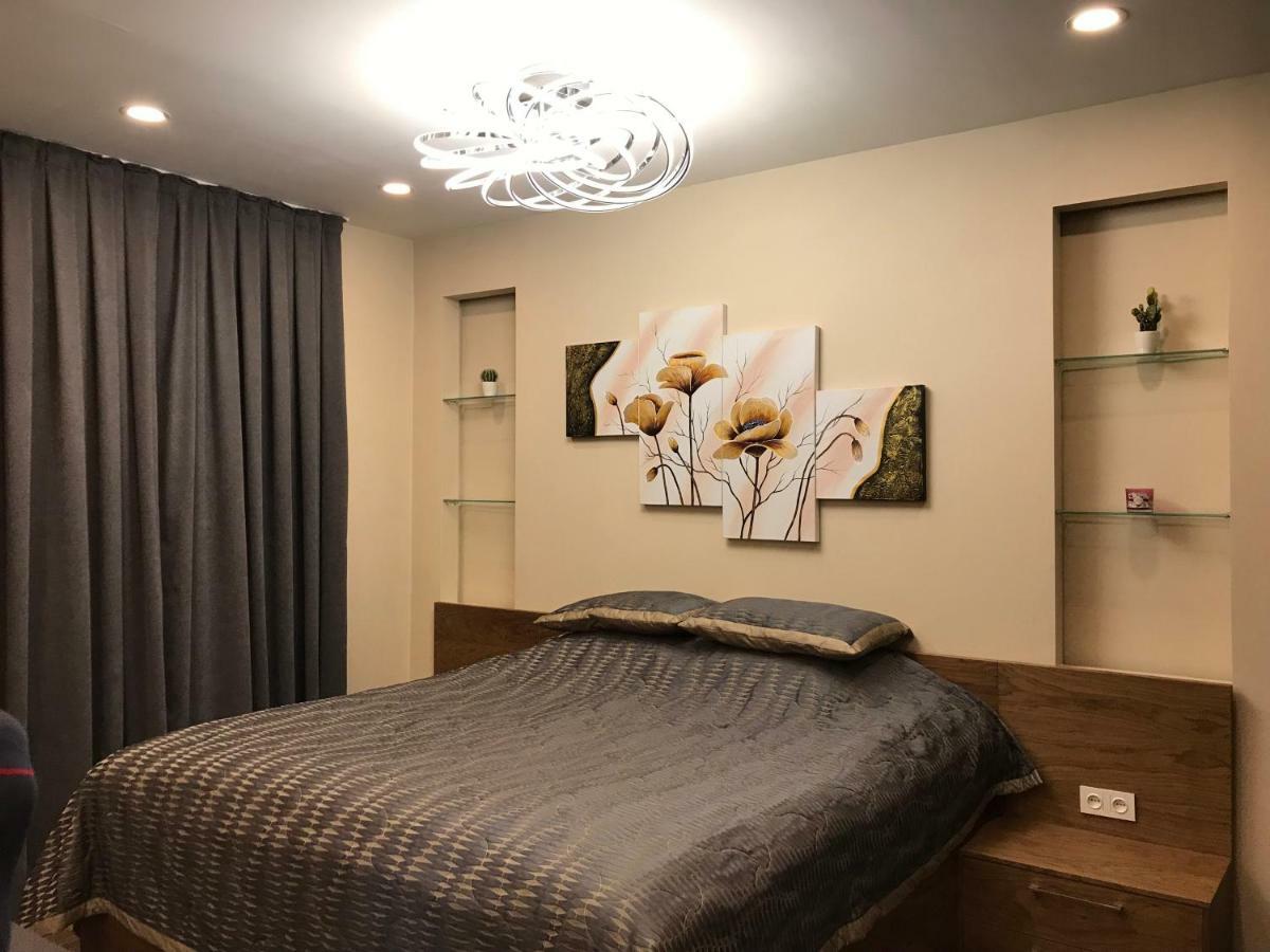 Green City Apartment 1 Tashkent Esterno foto