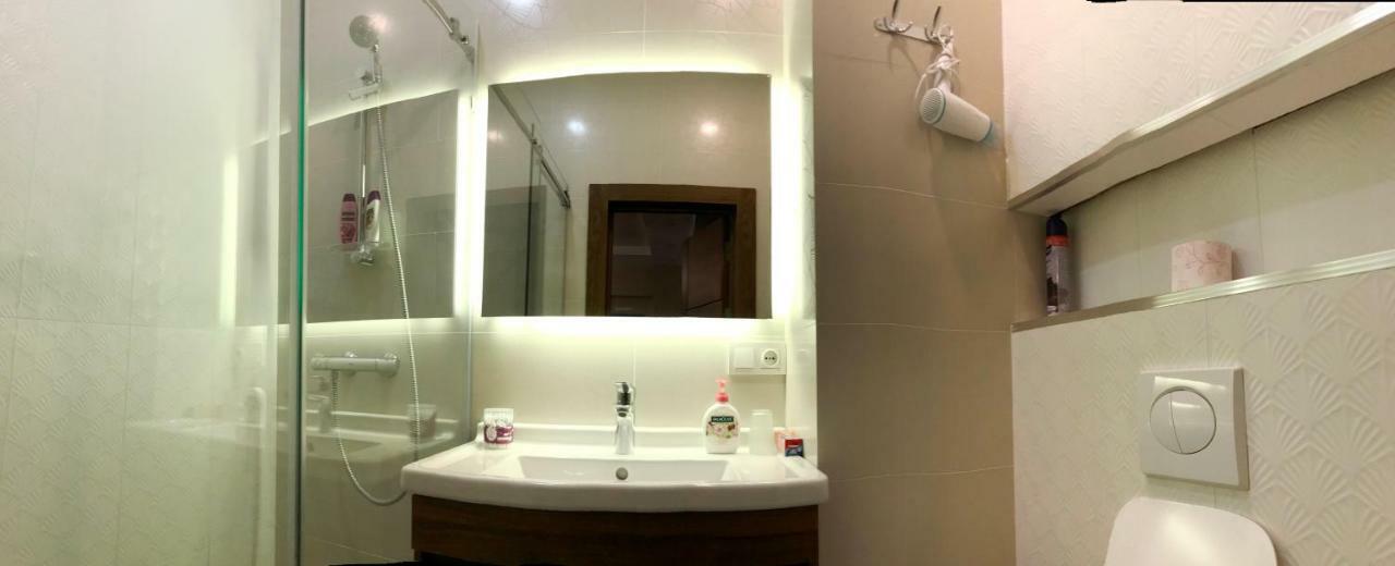 Green City Apartment 1 Tashkent Esterno foto